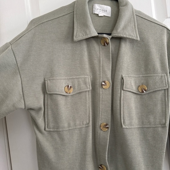 Pinque Sage Green Ribbed Button-Front Shacket — Long Sleeve, Women’s Size Small - Picture 2 of 9